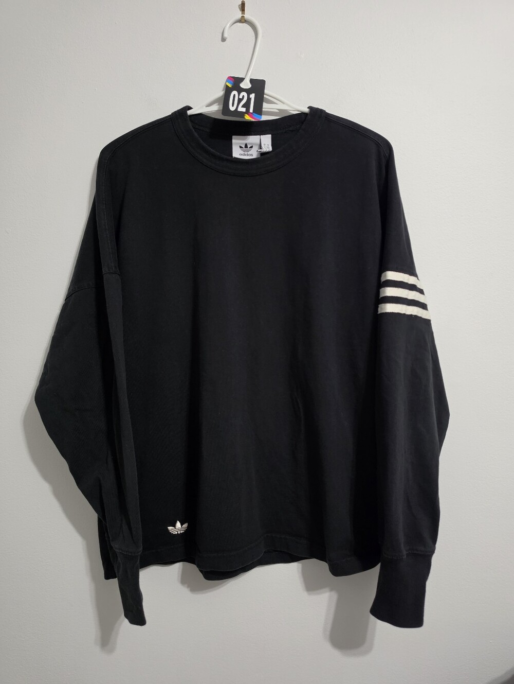 21. Adidas Cotton Long Sleeve Unisex small